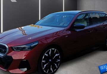 BMW i5 29.999 km 71.589 &euro; Bottrop 46236