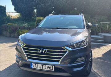 Hyundai TUCSON 63.000 km 16.500 &euro; bochum 44867
