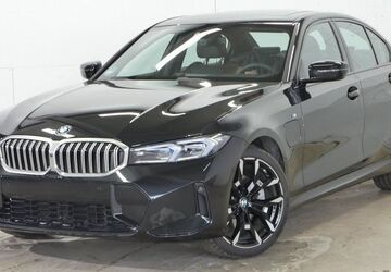BMW 330 2.543 km 47.940 &euro; Marl 45770