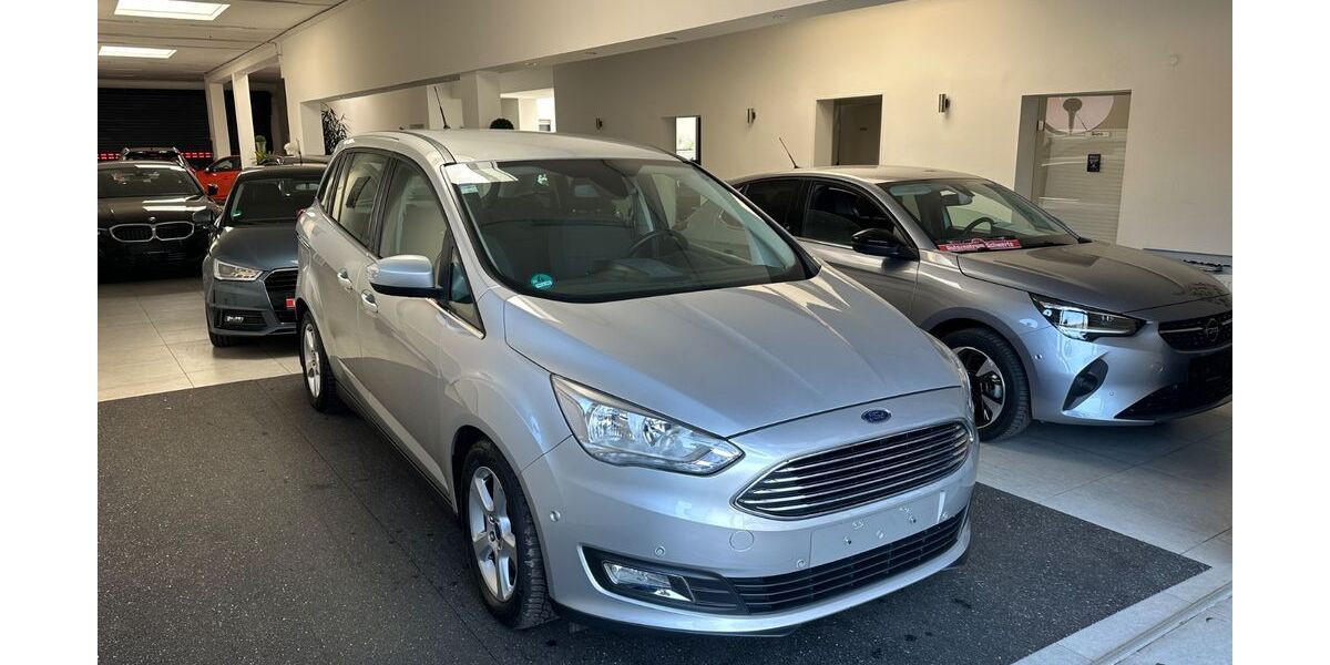 Ford Grand C-Max 117.000 km 9.499 &euro; Schwerte 58239