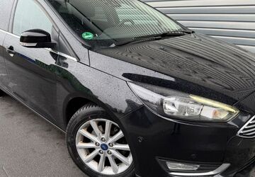 Ford Focus 114.991 km 7.990 &euro; Wuppertal 42285