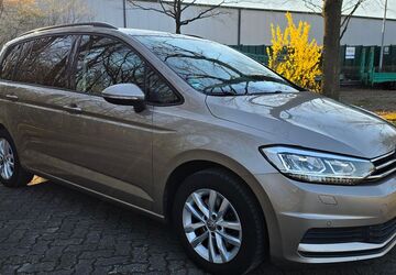 VW Touran 154.304 km 13.450 &euro; Dorsten 46282