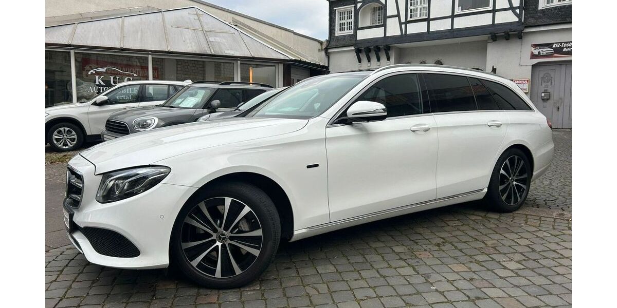 Mercedes-Benz E 300 139.523 km 22.900 &euro; Wuppertal 42117