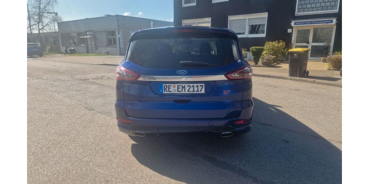 Ford S-Max 192.000 km 12.800 &euro; Gladbeck 45968