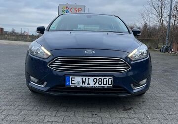 Ford Focus 102.000 km 7.590 &euro; Essen 45359
