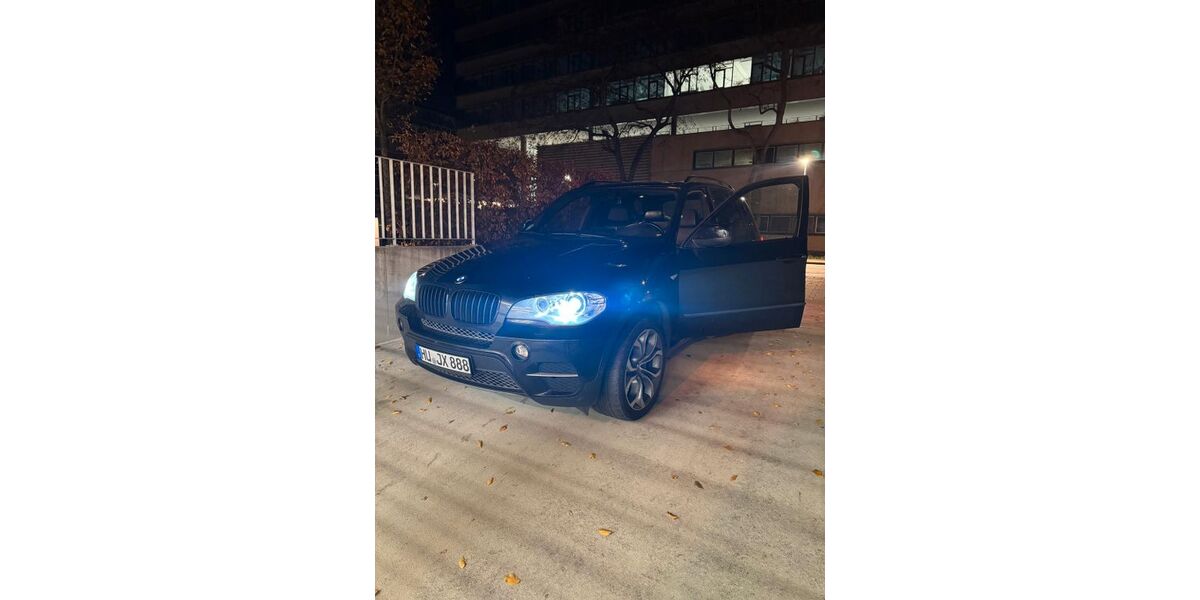 BMW X5 280.000 km 14.900 &euro; Dortmund 44388