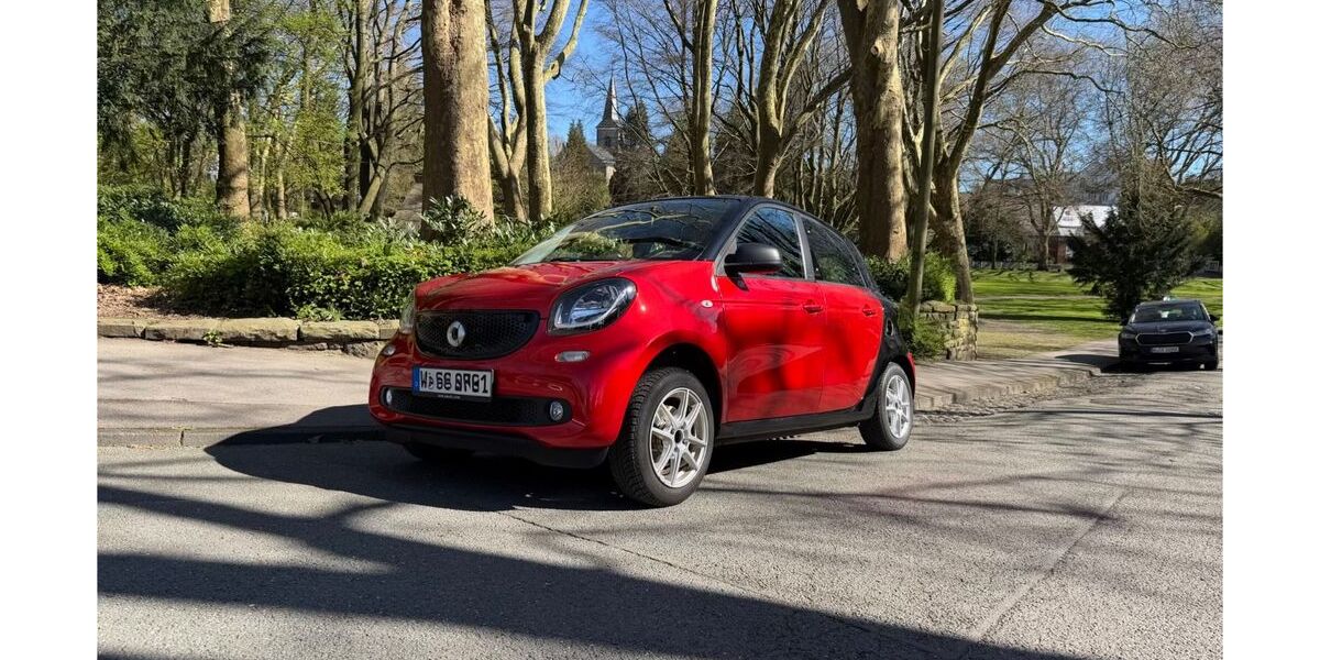 Smart ForFour 66.224 km 8.900 &euro; Wuppertal 42349