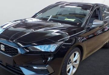 Seat Leon 15.147 km 27.570 &euro; Essen 45307