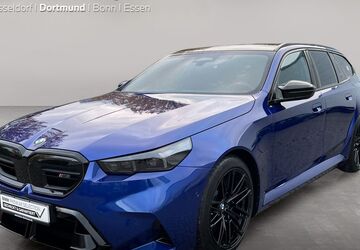 BMW M5 9.353 km 120.999 &euro; Dortmund 44263