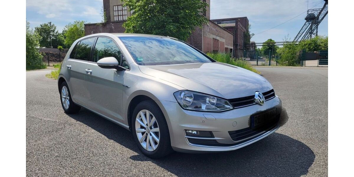 VW Golf 73.880 km 11.900 &euro; Recklinghausen 45663