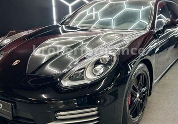 Porsche Panamera 73.060 km 41.900 &euro; Essen 45145