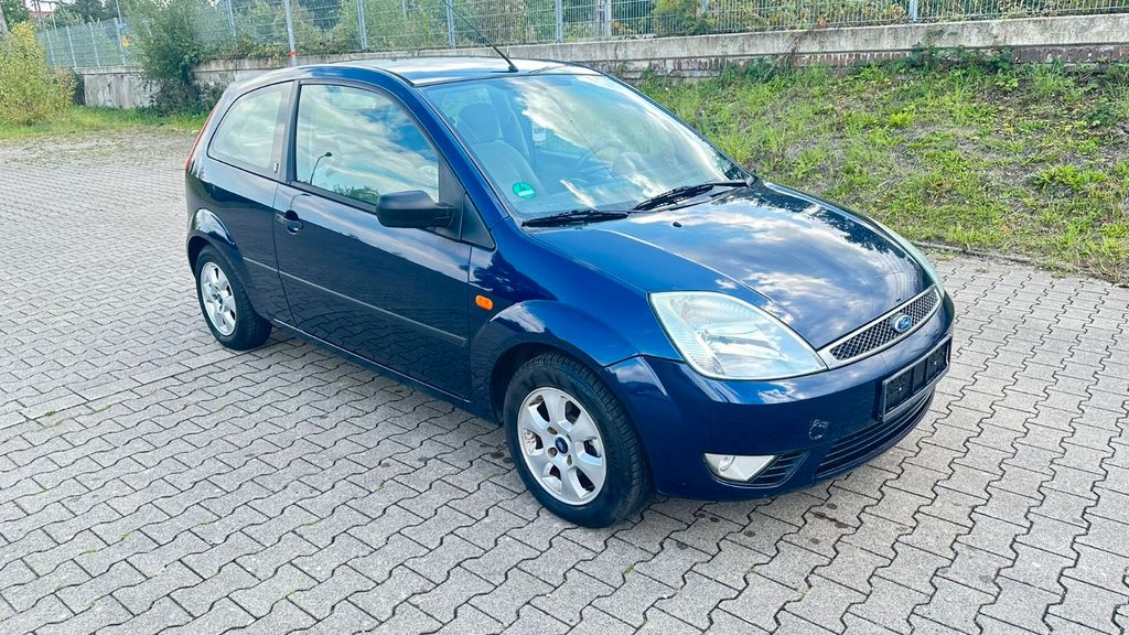 Ford Fiesta 91.355 km 2.450 &euro; Wuppertal 42281
