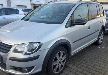 VW Touran 161.254 km 1.990 &euro; Gevelsberg 58285