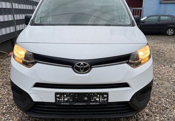 Toyota Proace (Verso) 121.093 km 11.543 &euro; Essen 45143