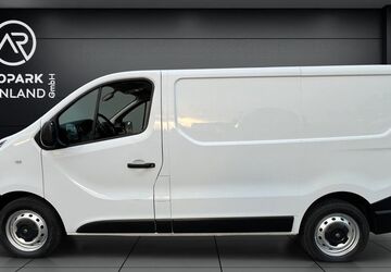 Opel Vivaro 194.518 km 8.950 &euro; Bochum 44866