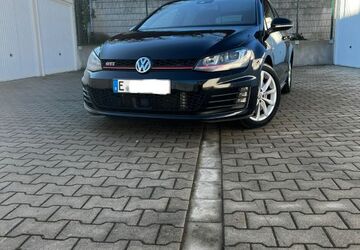 VW Golf 124.500 km 18.500 &euro; Essen 45355