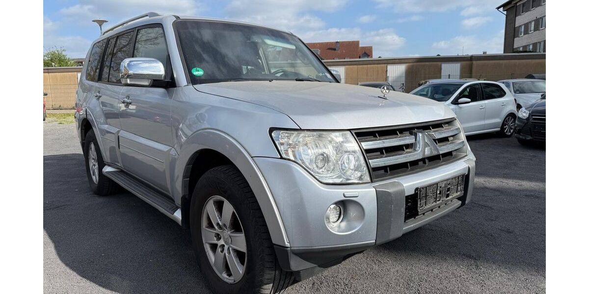 Mitsubishi Pajero 322.000 km 6.300 &euro; Bottrop 46238