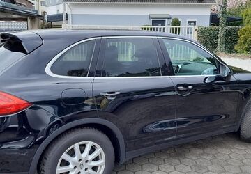 Porsche Cayenne 168.000 km 22.500 &euro; Bochum 44805