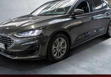 Ford Focus 5.468 km 25.499 &euro; Dortmund 44149