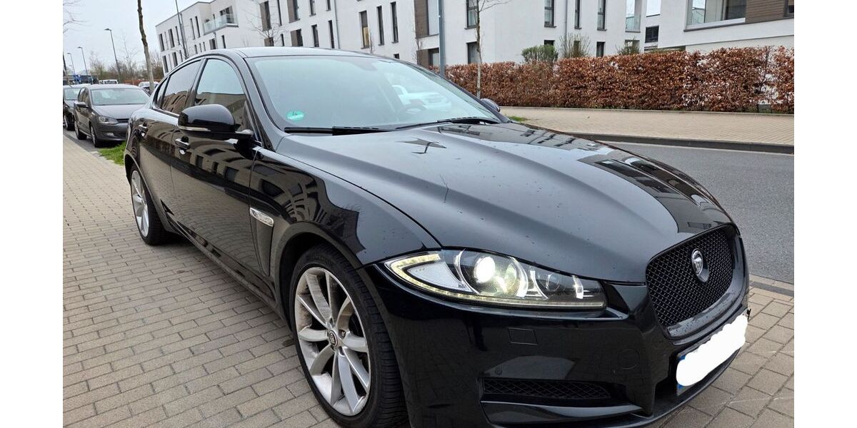 Jaguar XF 212.414 km 7.490 &euro; Dortmund 44263