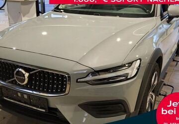 Volvo V60 Cross Country 34.984 km 33.990 &euro; Essen-Kray 45309