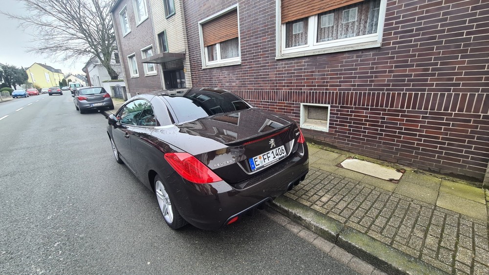 Peugeot 308 CC 67.000 km 8.500 &euro; Oberhausen 46045