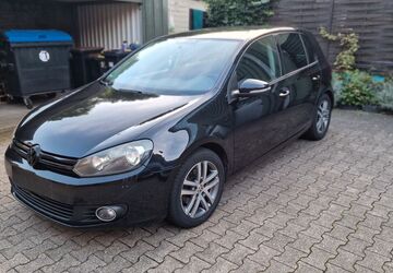 VW Golf 162.000 km 5.000 &euro; Wuppertal 42289