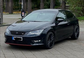 Seat Leon 74.000 km 10.500 &euro; Essen 45145