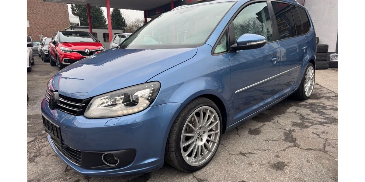 VW Touran 129.000 km 8.900 &euro; essen 45359