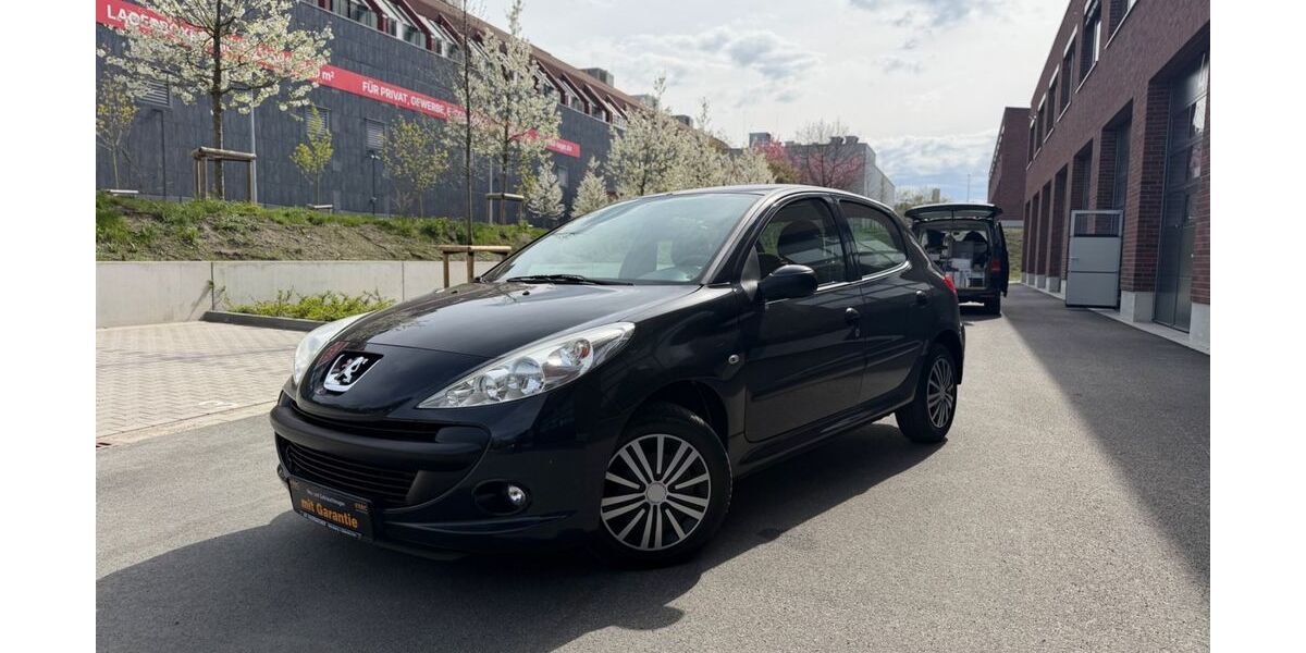 Peugeot 206 72.047 km 3.000 &euro; Essen 45145