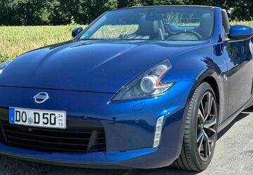 Nissan 370Z 63.300 km 29.999 &euro; Dortmund 44265