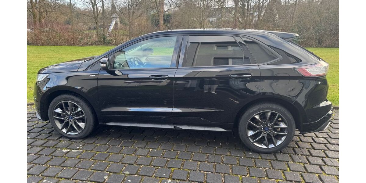 Ford Edge 134.500 km 18.399 &euro; Wuppertal 42327