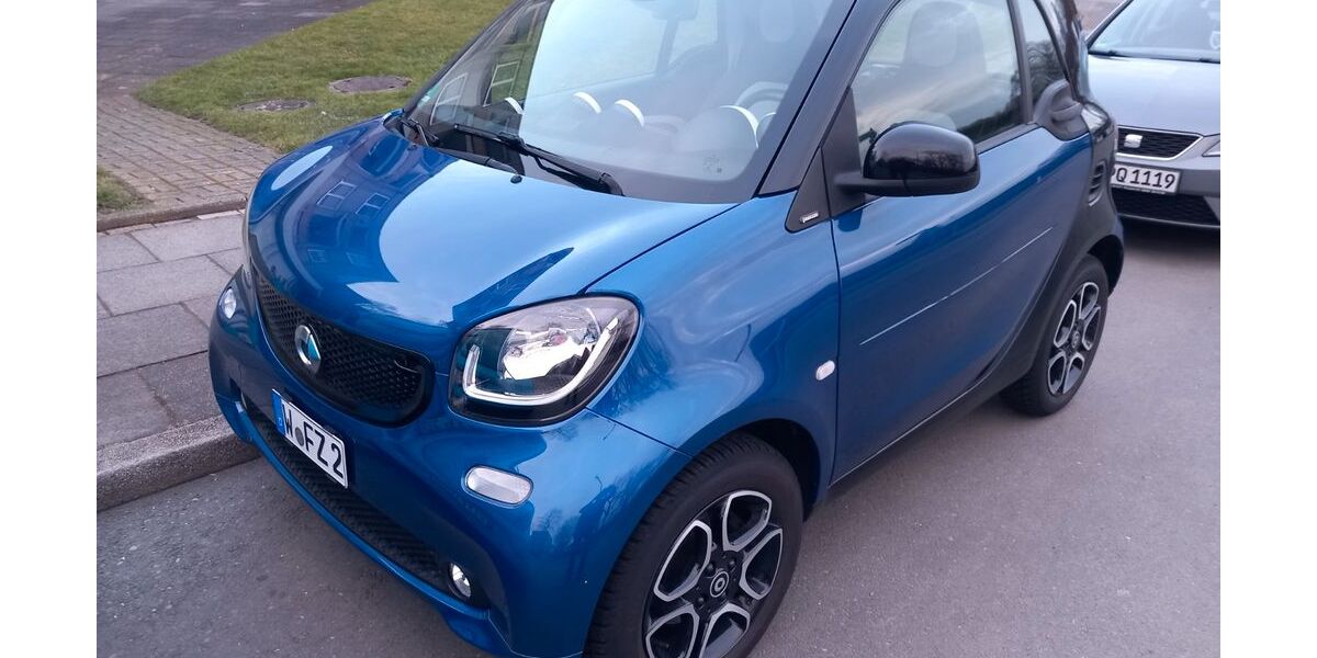 Smart ForTwo 53.594 km 7.500 &euro; Wuppertal 42281