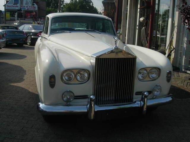 Rolls Royce Silver Cloud 99.999 km 79.900 &euro; Oberhausen 46049