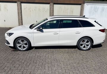 Seat Leon 61.500 km 19.500 &euro; Waltrop 45731