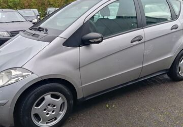 Mercedes-Benz A 160 296.000 km 1.490 &euro; Recklinghausen 45659