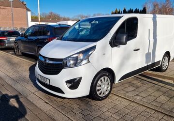Opel Vivaro 182.619 km 9.490 &euro; Herten 45701