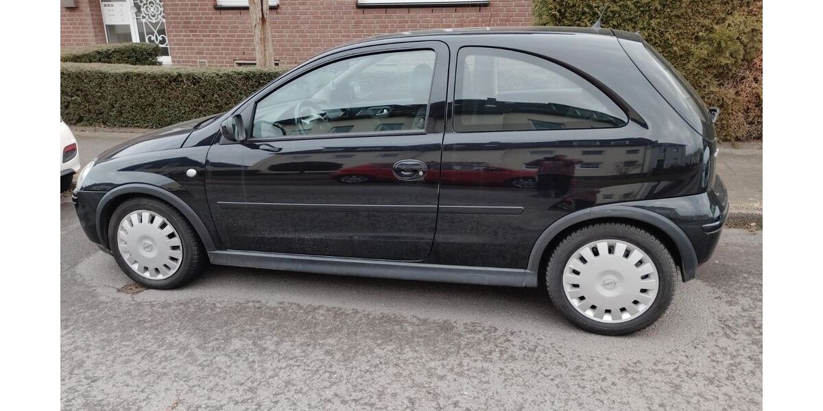 Opel Corsa 77.000 km 2.950 &euro; Essen 45138