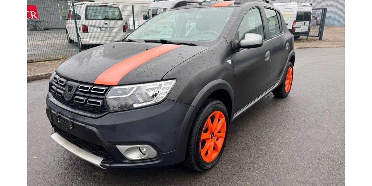 Dacia Sandero 82.000 km 6.300 &euro; Essen 45356