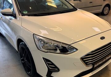 Ford Focus 88.000 km 9.999 &euro; Bochum 44791