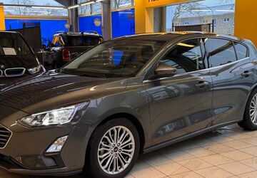 Ford Focus 18.500 km 17.700 &euro; Waltrop 45731