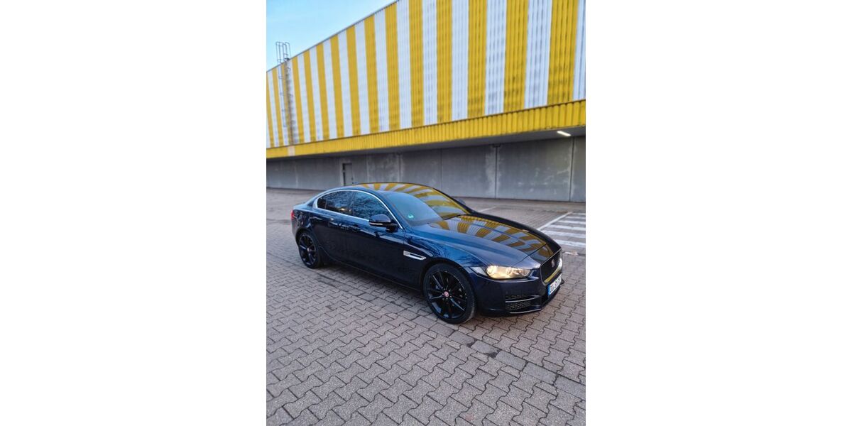Jaguar XE 242.000 km 10.100 &euro; Dortmund 44141