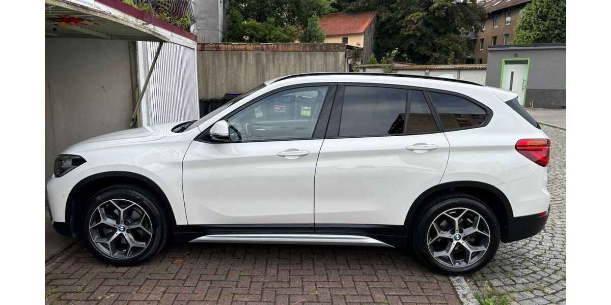 BMW X1 105.000 km 21.999 &euro; bochum 44787
