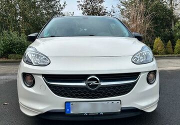 Opel Adam 118.000 km 7.600 &euro; Datteln 45711