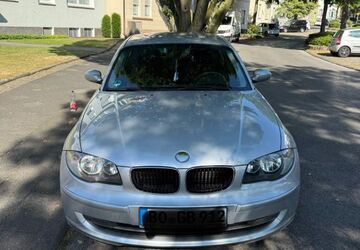 BMW 118 190.000 km 2.599 &euro; Bochum 44803