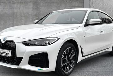 BMW i4 59.531 km 36.990 &euro; Recklinghausen 45659