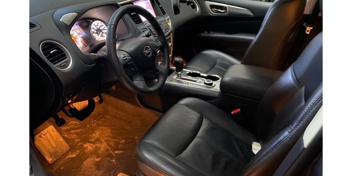 Nissan Pathfinder 63.000 km 16.500 &euro; Essen 45121