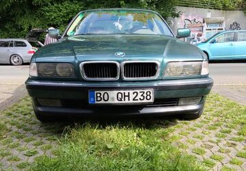 BMW 730 292.000 km 3.500 &euro; Bochum 44801
