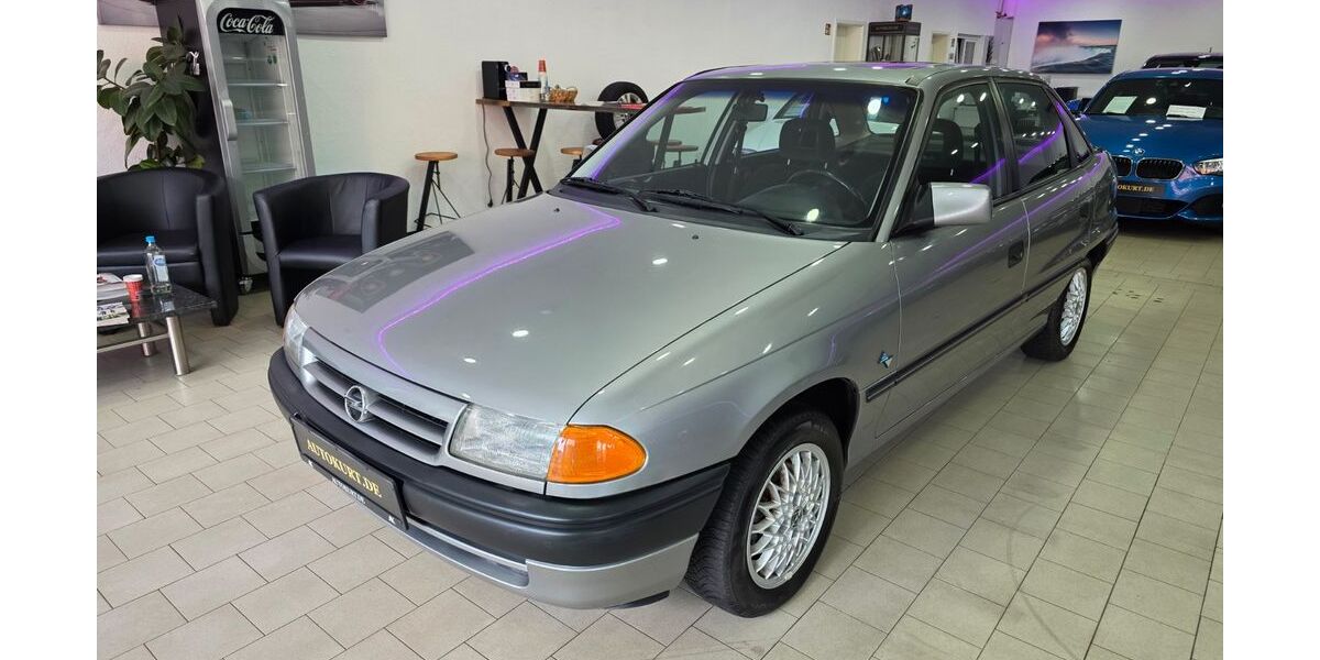 Opel Astra 108.811 km 5.490 &euro; Recklinghausen 45661