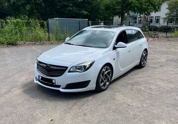 Opel Insignia 99.850 km 9.500 &euro; Bochum 44809
